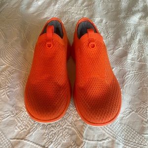 allbirds orange tree dasher shoe size 9